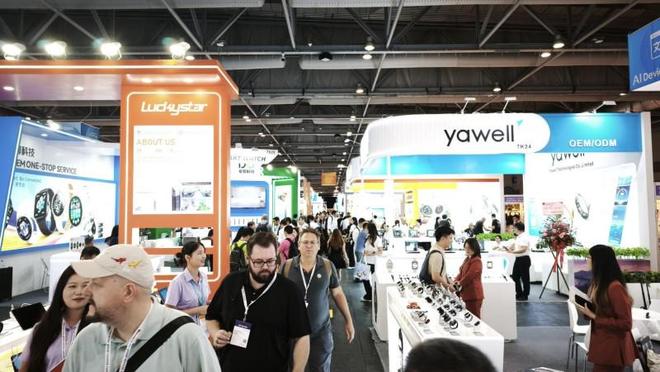 AI主题馆首度亮相 聚焦AI与机器人最新趋势AG真人app环球资源二期香港展正式开幕(图1)